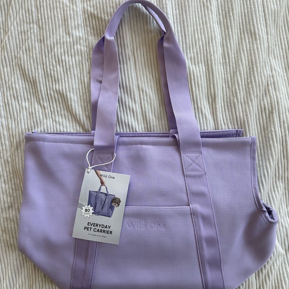 NWOT Wild One Pet Carrier in Lilac